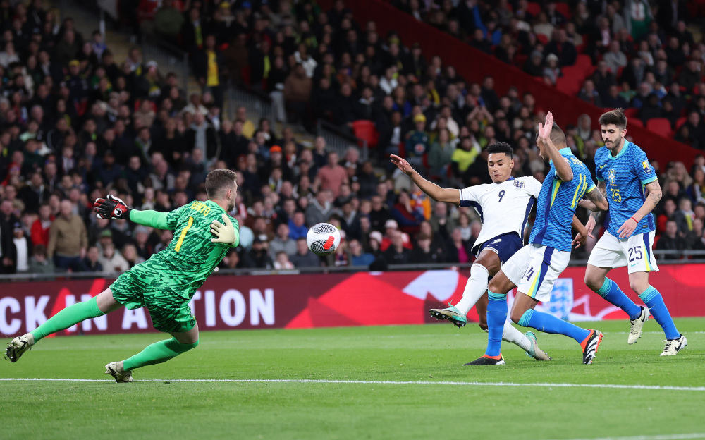 比赛公平竞 比赛公平竞