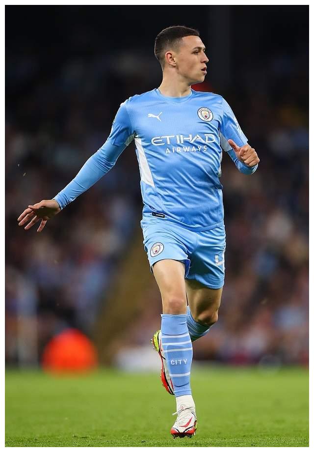 在绿茵场上 在绿茵场上